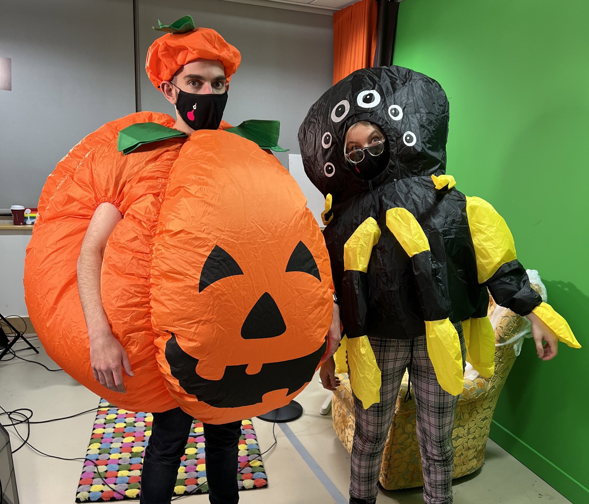 Tom and Jen once dressed up as a pumpkin and a spider for an Mm Halloween stream.